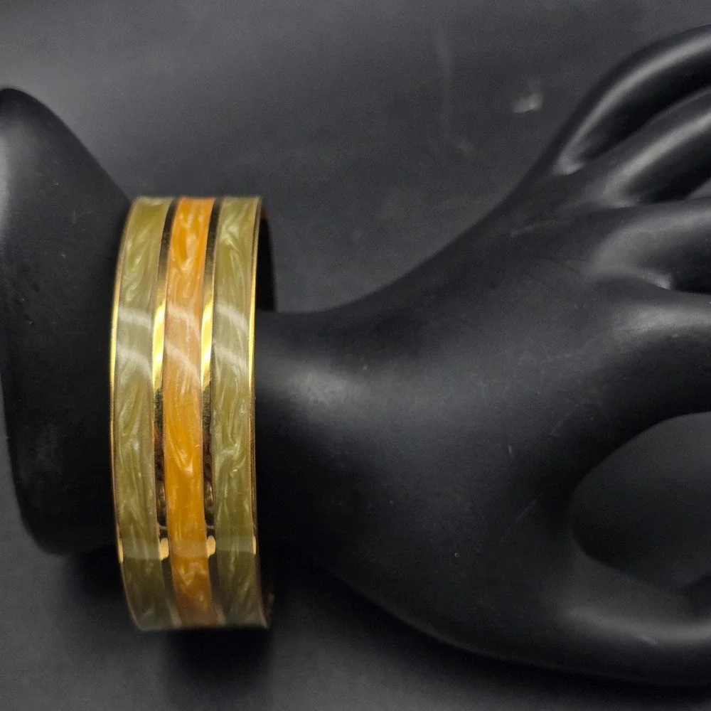 Monet Enamel Bangle Bracelet Coral Gray Beige Gold Tone Vintage